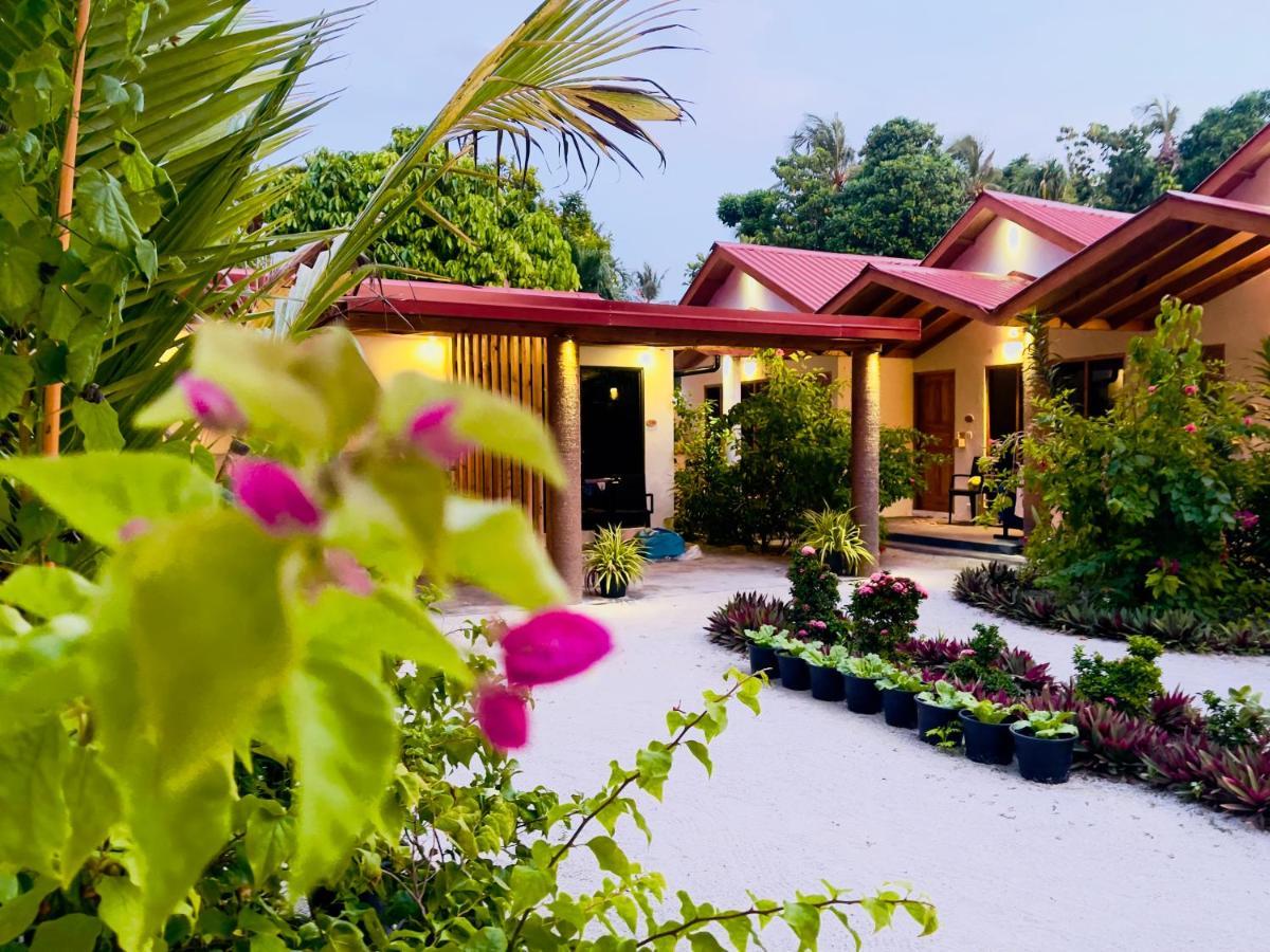 Thoddoo Beach Holiday Exterior photo