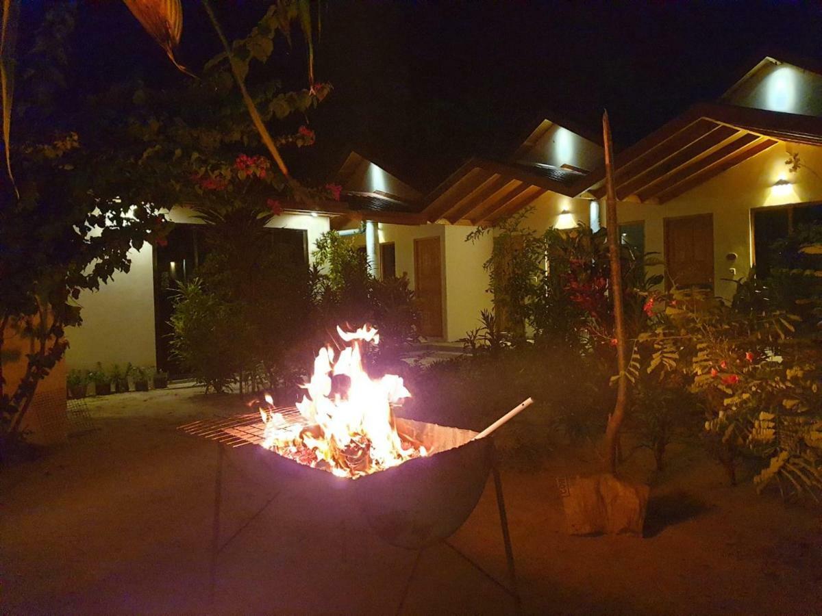 Thoddoo Beach Holiday Exterior photo